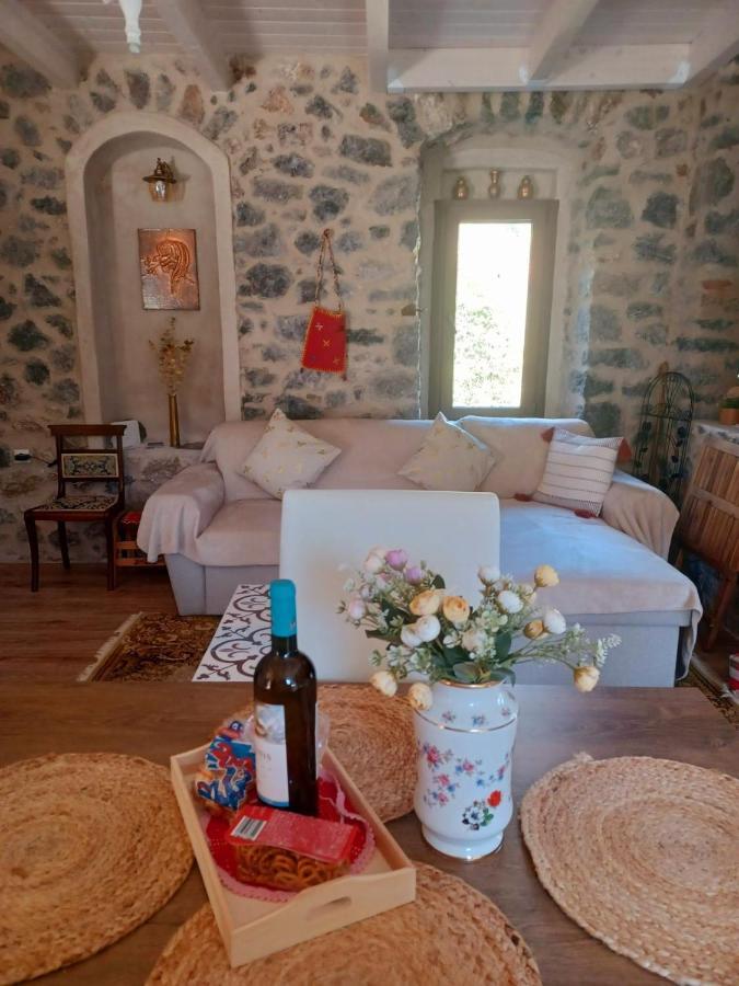 Rodanthe'S Guest House Stemnitsa Bagian luar foto