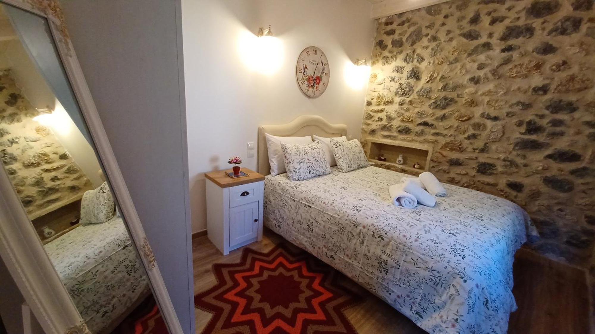 Rodanthe'S Guest House Stemnitsa Ruang foto